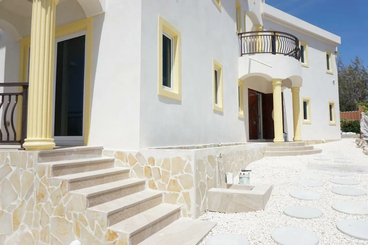Exclusive Luxury Apartment Higher Heights, Barbados Christ Church